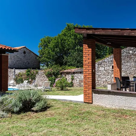 Semesterbostad Orchidea