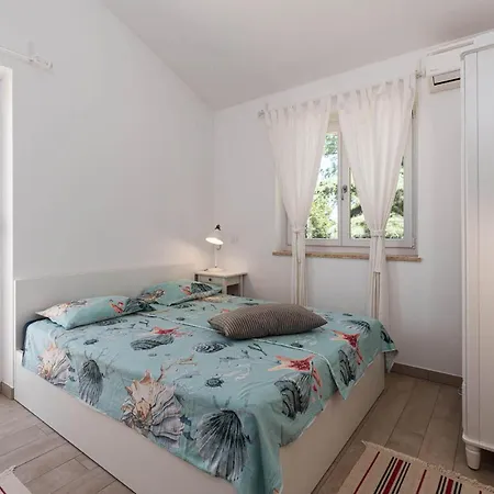 Orchidea Nyaraló Višnjan